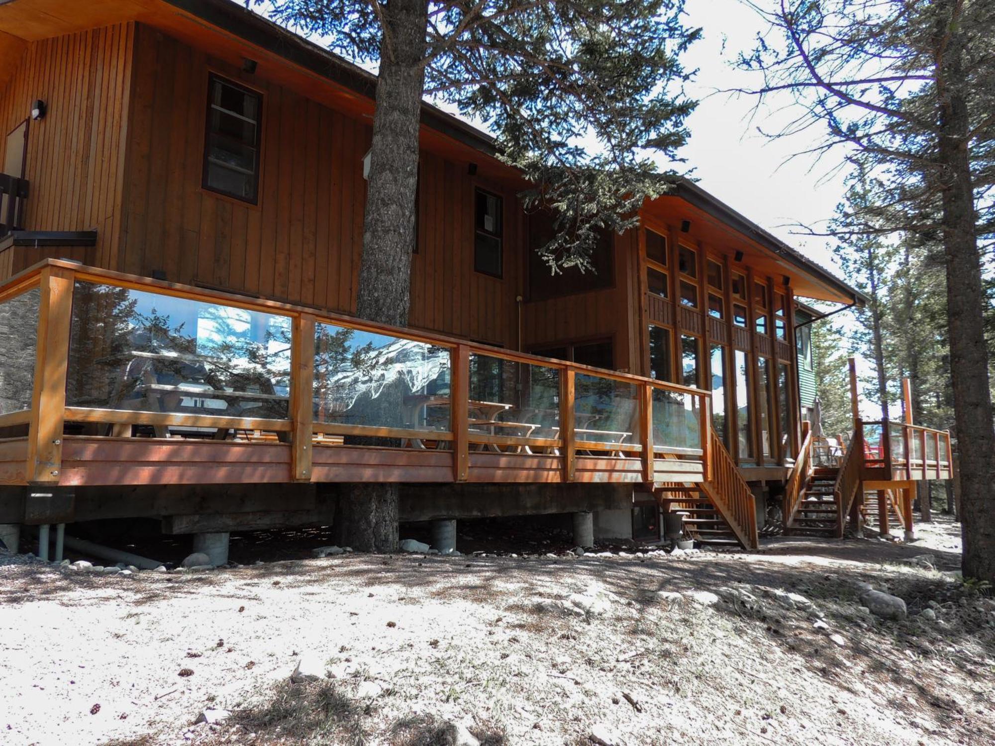 Canmore Alpine Hostel - Alpine Club Of Canada Exterior photo
